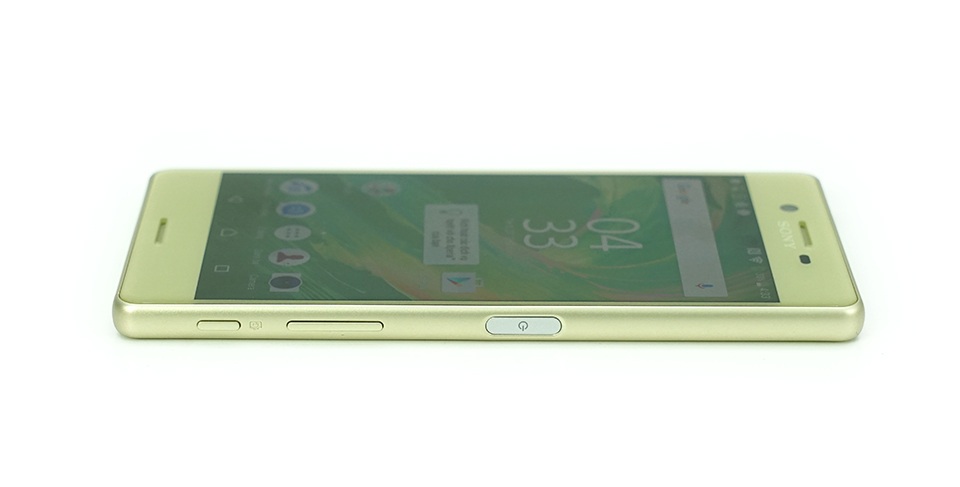 Sony Xperia X Performance SOV33 5